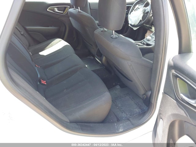 1C3CCCAG3GN148467 Chrysler 200 Limited