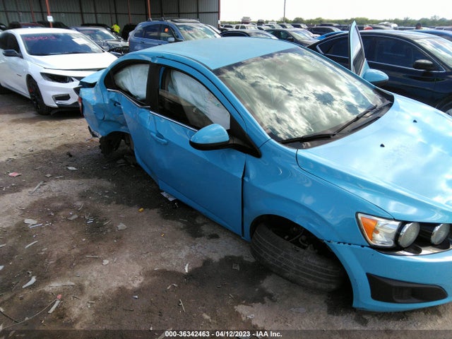 Chevrolet SONIC LT 2014 1G1JC5SH7E4167153 Image 8