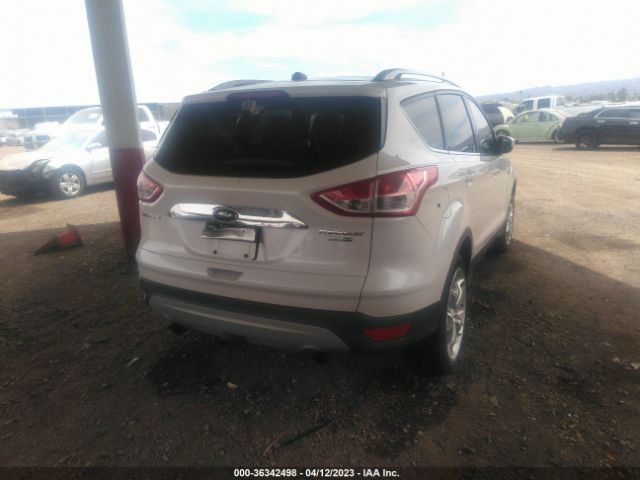 1FMCU9J95EUA92298 Ford Escape Titanium