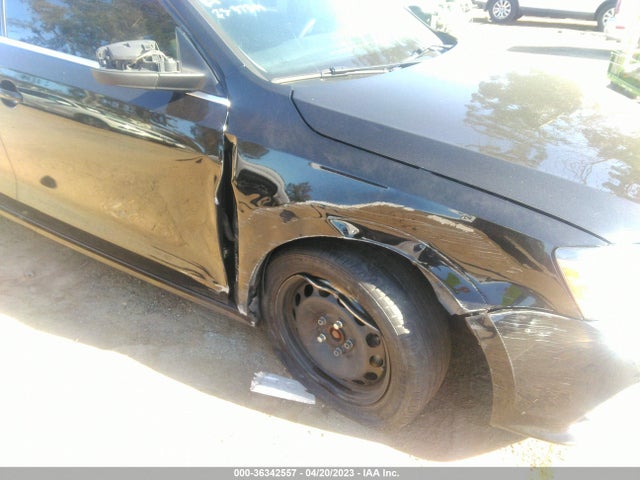 3VW2B7AJ9HM359775 Volkswagen Jetta 1.4t S