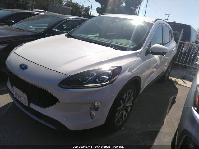 Ford Escape Titanium 2020 1FMCU9J90LUB16195 Image 2