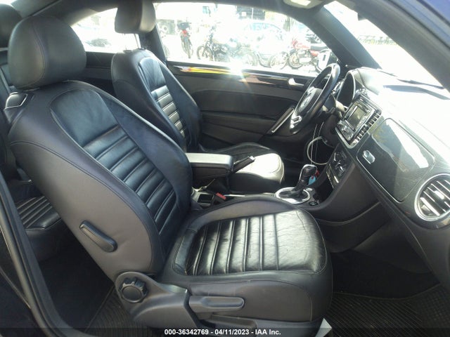 2012 Volkswagen Beetle 2.0t Turbo W/sun/snd მანქანა იყიდება აუქციონზე, vin: 3VWVA7AT1CM628300, აუქციონის ნომერი: 36342769