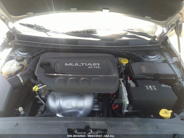 Chrysler 200 Limited Platinum 2017 1C3CCCAB7HN502464 Image 10