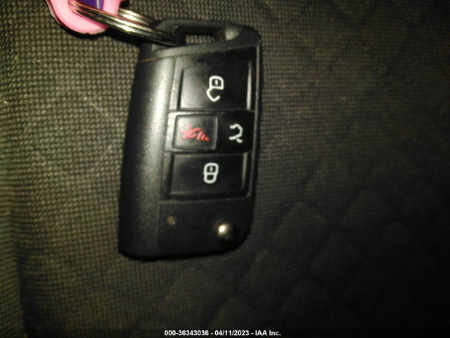 3VV1B7AX6KM196059 Volkswagen TIGUAN S