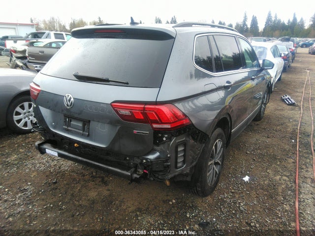 3VV2B7AXXLM074908 Volkswagen Tiguan Se/sel/se R-line Black
