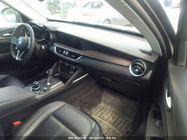 ZASFAKBN9J7B61720 Alfa Romeo STELVIO TI