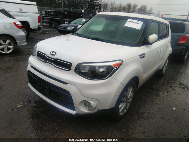 KIA SOUL + 2018 KNDJP3A51J7530403 Image 2