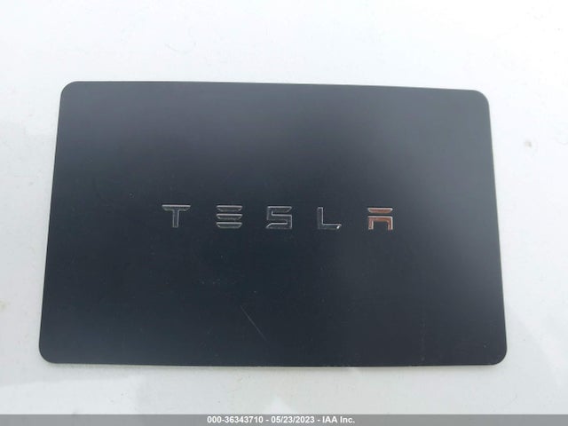 Tesla Model 3 Long Range 2018 5YJ3E1EB7JF188288 Image 3