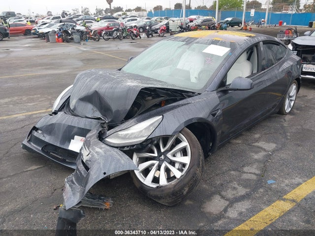 Tesla Model 3 Long Range 2018 5YJ3E1EB7JF188288 Image 2