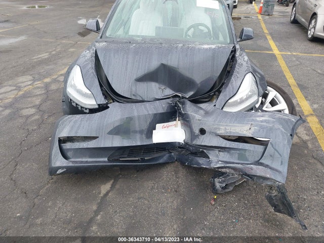 Tesla Model 3 Long Range 2018 5YJ3E1EB7JF188288 Image 7