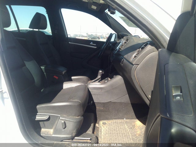 WVGBV7AX1GW071564 Volkswagen Tiguan R-line