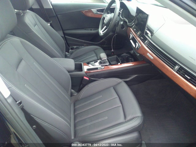 2022 Audi A4, VIN: WAUBBAF48NN010544
