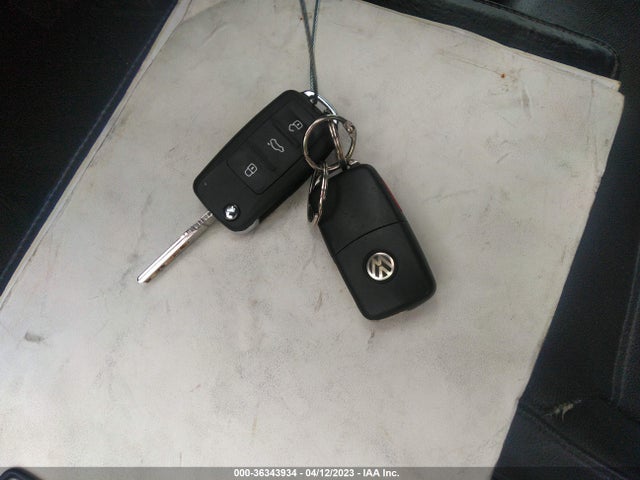 3VWD17AJ8EM406687 Volkswagen Jetta Sedan Se