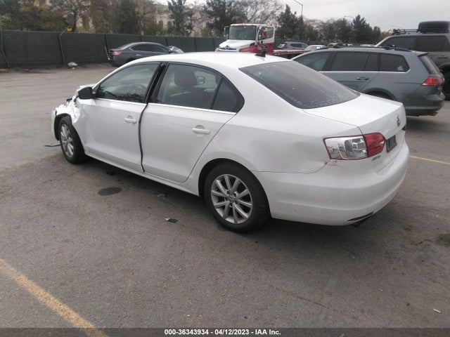 3VWD17AJ8EM406687 Volkswagen Jetta Sedan Se