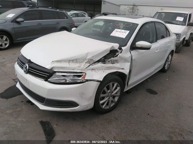 3VWD17AJ8EM406687 Volkswagen Jetta Sedan Se