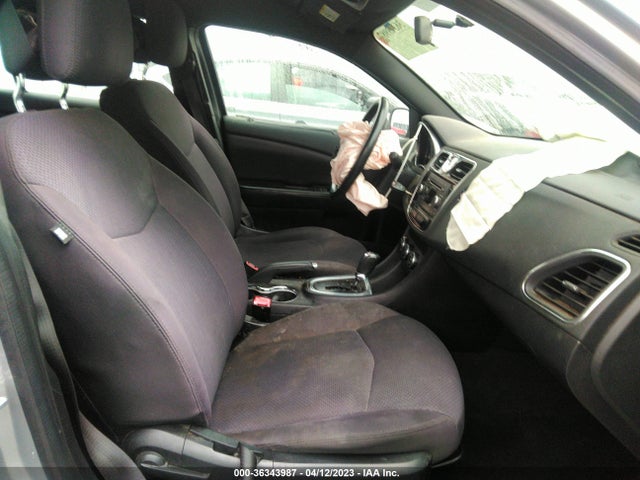 1C3CCBBG6EN114304 Chrysler 200 Touring