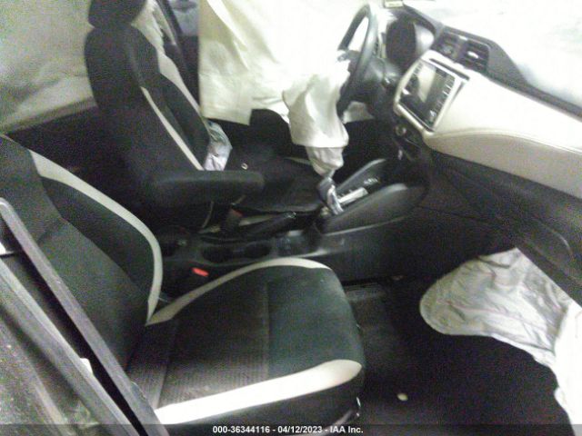 3N1CN8EVXLL875887 Nissan VERSA SV