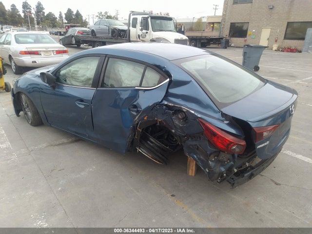 Mazda Mazda3 4-door Touring 2018 3MZBN1V33JM203754 Image 4