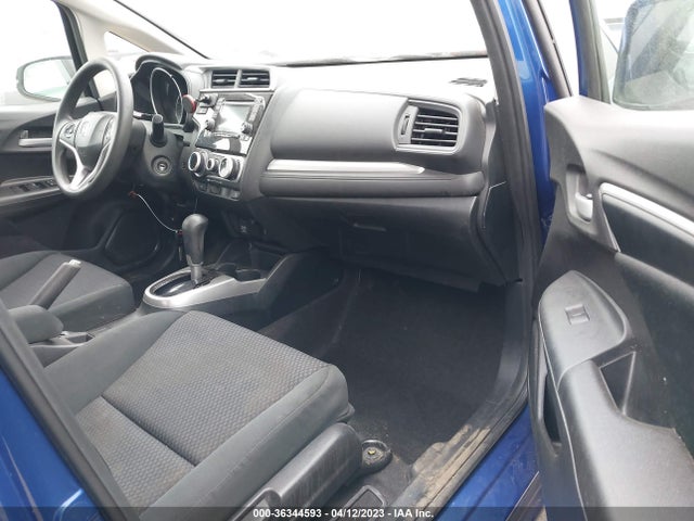 Honda FIT LX 2019 3HGGK5H40KM733826 Image 5