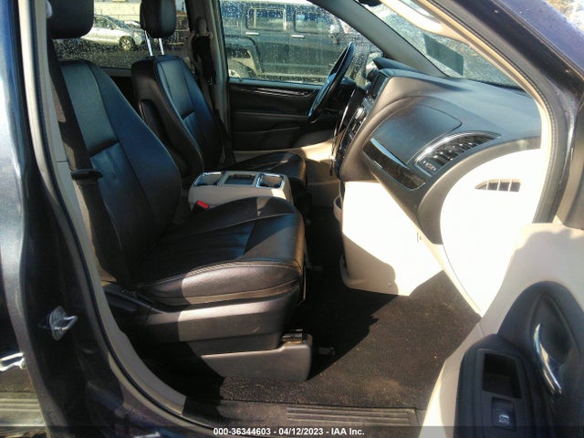 2C4RC1BG1ER324974 Chrysler Town & Country Touring