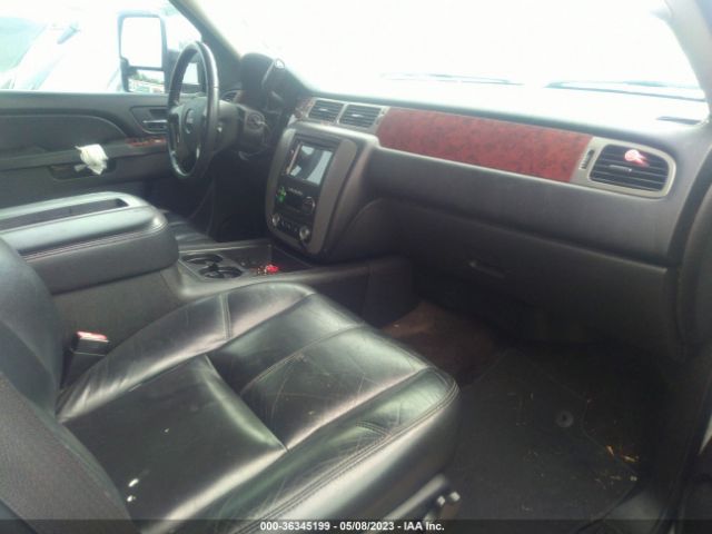 1GKS1KE05ER182649 GMC Yukon Xl Slt
