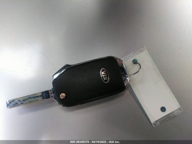 3KPF24AD8LE214436 KIA Forte Lxs