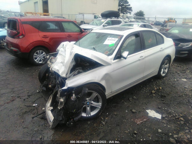 BMW 3 Series 320i 2014 WBA3B1C59EK132347 Image 2