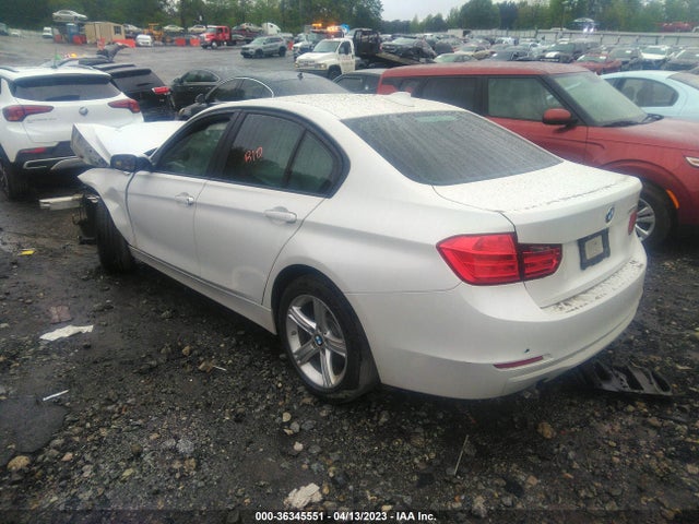 BMW 3 Series 320i 2014 WBA3B1C59EK132347 Image 3