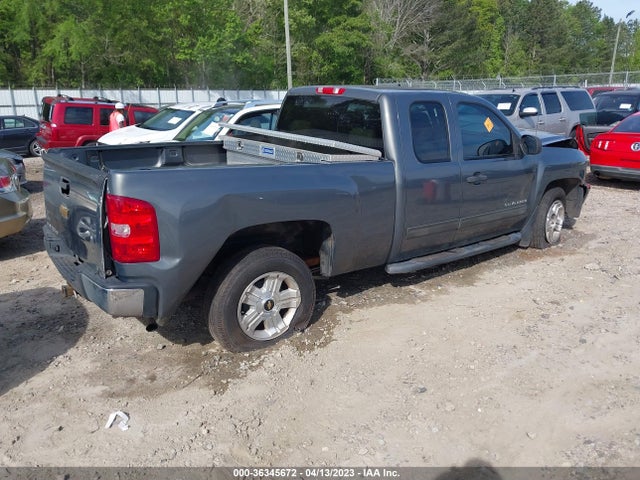 2011 CHEVROLET SILVERADO 1500 LT VIN: 1GCRCSE06BZ436577