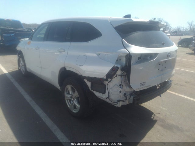 Toyota Highlander Hybrid Le 2022 5TDBBRCH5NS562473 Image 3
