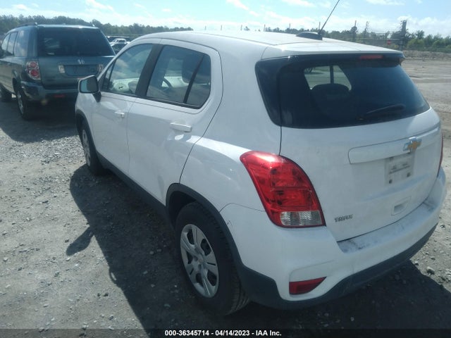 Chevrolet TRAX LS 2018 3GNCJKSB4JL273569 Image 3