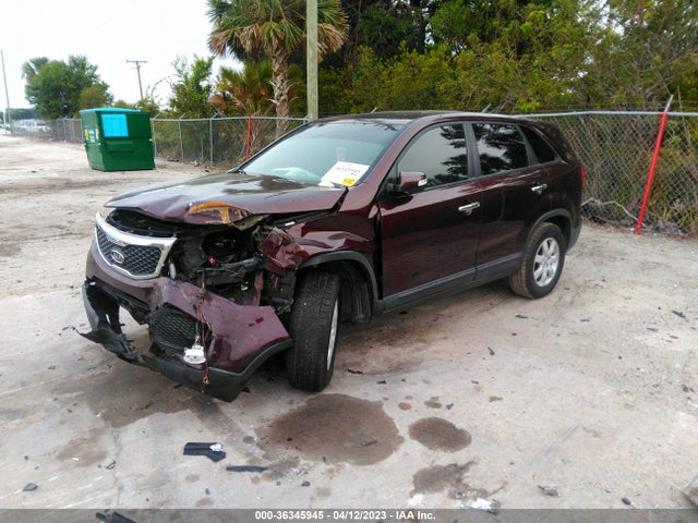 2013 KIA SORENTO LX VIN: 5XYKT3A15DG356789