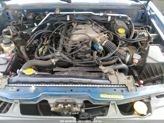 2001 NISSAN XTERRA XE VIN: 5N1ED28TX1C529441