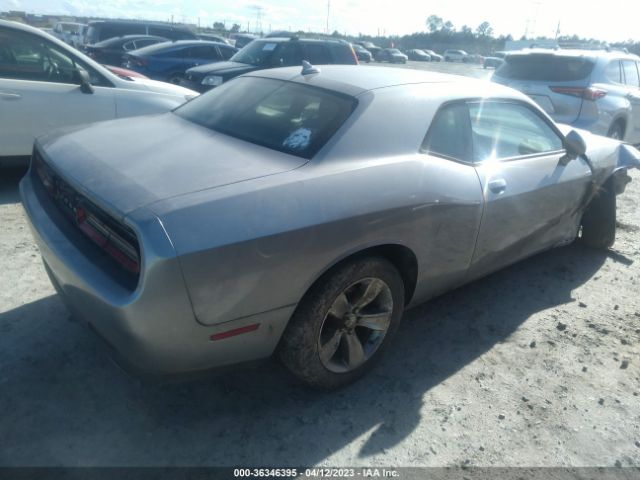 2C3CDZAG4FH901138 Dodge Challenger Sxt