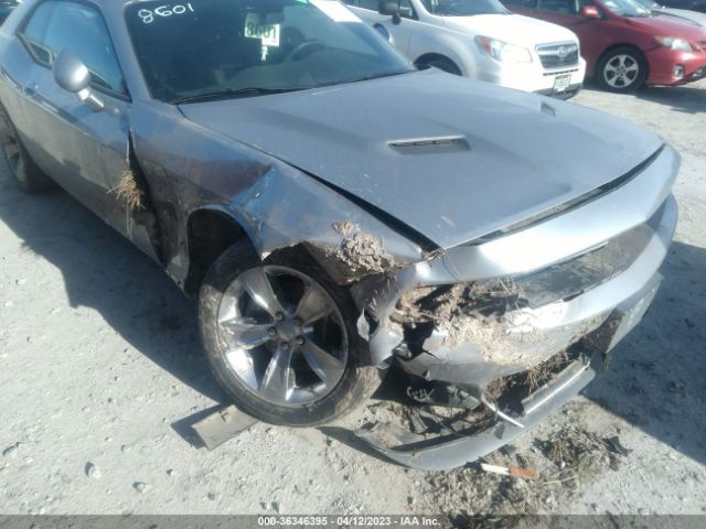2C3CDZAG4FH901138 Dodge Challenger Sxt