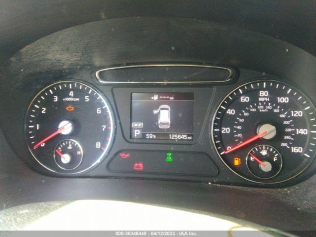 5XYPGDA51KG472717 KIA Sorento Lx V6