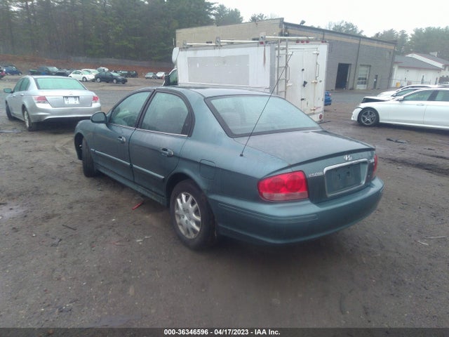 2004 HYUNDAI SONATA VIN: KMHWF25HX4A919566