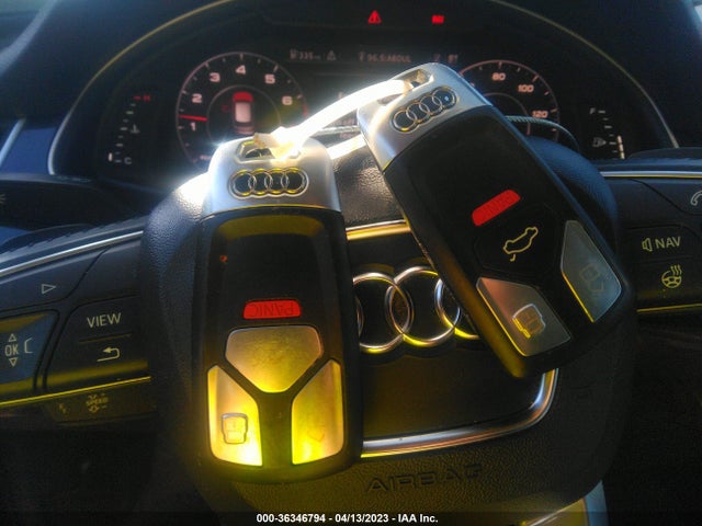 WA1LAAF77HD013881 Audi Q7 Premium Plus