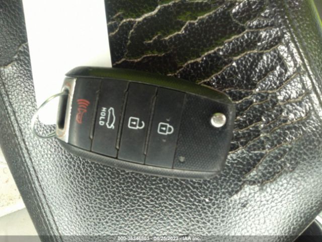 5XXGM4A78FG519746 KIA Optima Lx