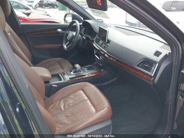 WA1BNAFY1J2039208 Audi Q5 Premium Plus