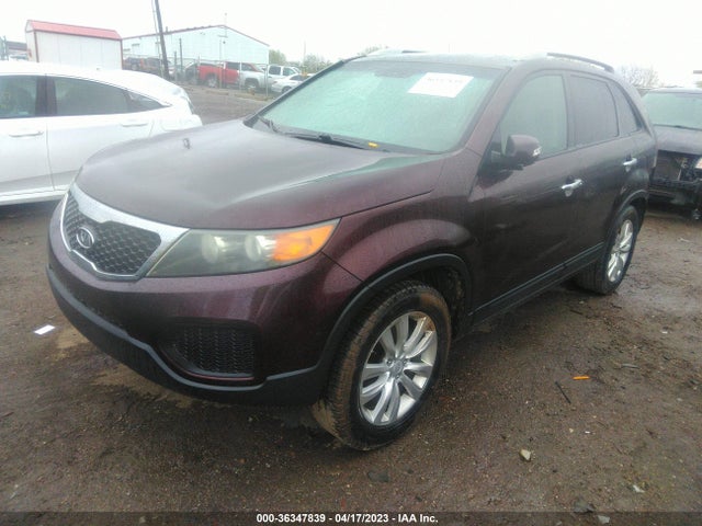 2011 KIA SORENTO LX VIN: 5XYKTDA29BG079379