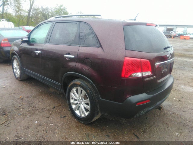 2011 KIA SORENTO LX VIN: 5XYKTDA29BG079379