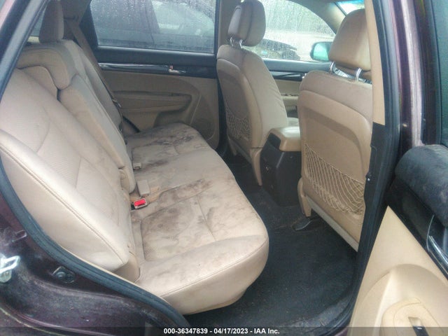 2011 KIA SORENTO LX VIN: 5XYKTDA29BG079379