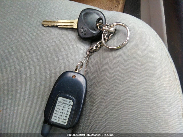 2010 HYUNDAI ELANTRA GLS PZEV VIN: KMHDU4AD3AU915686