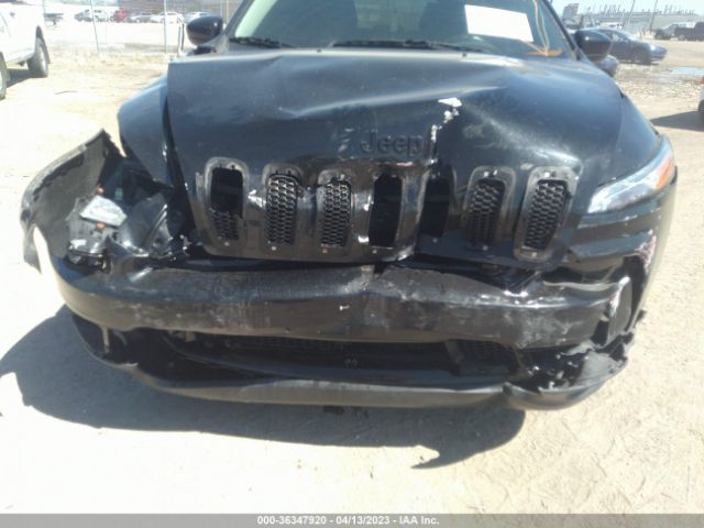 1C4PJMCB0GW203865 Jeep Cherokee Altitude