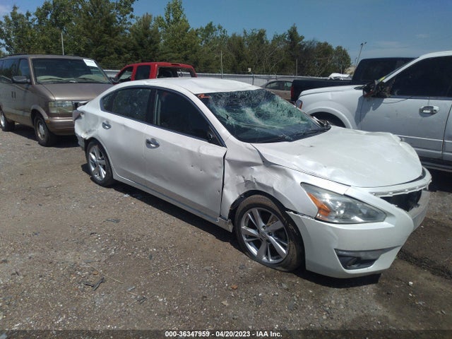 2015 1N4AL3AP9FC143356 main image