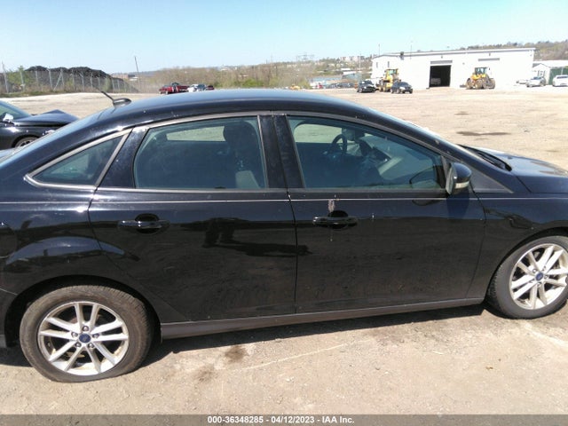Ford FOCUS SE 2016 1FADP3F22GL375569 Image 4