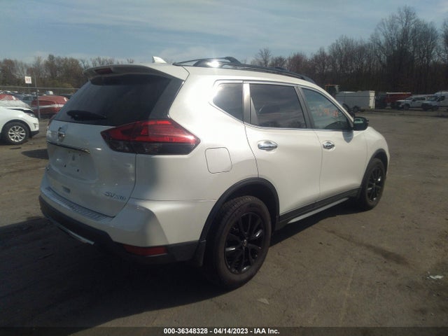 2017 NISSAN ROGUE SV VIN: 5N1AT2MV4HC820178