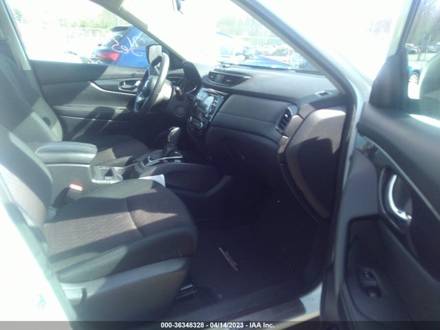 2017 NISSAN ROGUE SV VIN: 5N1AT2MV4HC820178