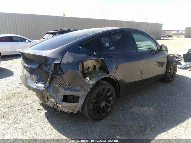 Tesla Model Y Long Range 2022 7SAYGDEE9NF321928 Image 4